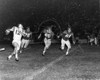 1963 Soger Staubach Running Against The Mustangs