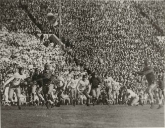 1936 Harry Shuford Almost Makes Interception Against Stanford At Rose