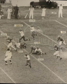 1950 Val Joe Walker On the Way Against Horns At Cotton Bowl