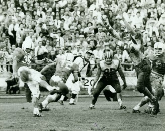 1960 Ray Schoenke Blocks Punt Against Texas