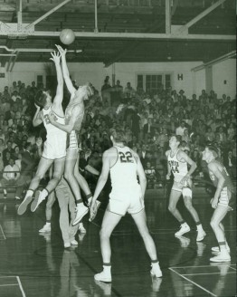 Bob Clayton Goes For Opening Tip Against Gene Schwinger Of Rice