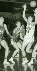 Art Flinders Goes For Ball Against Texas