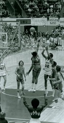 Ira Terrell Shoots Against Red Raiders