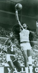 Ira Terrell with the Phoenix Suns