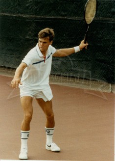 Den Bishop