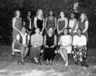 1999-2000 Women’s Basketball Team