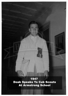 1947 Doak Speaks To Cub  Scouts At Armstrong School